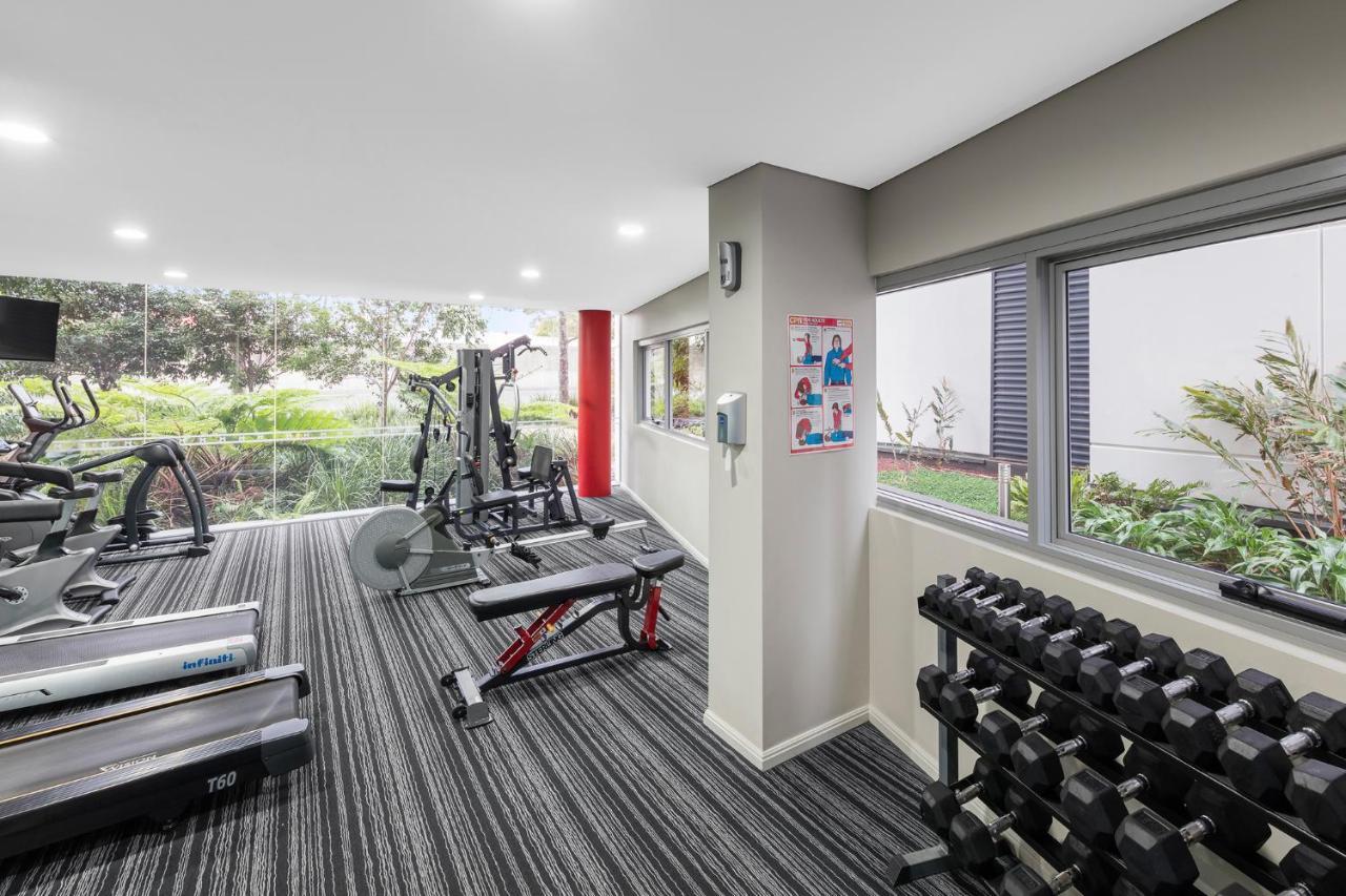 Meriton Suites Zetland Sydney Exterior foto The gym at the University of Law, Birmingham