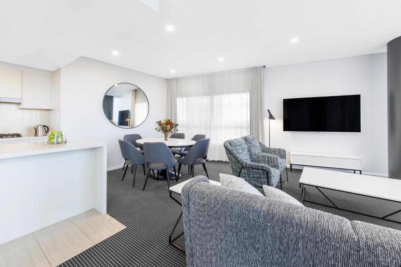 Meriton Suites Zetland Sydney Exterior foto A typical apartment at the hotel
